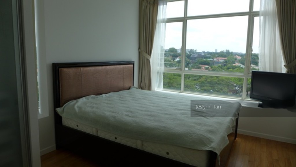 The Cascadia thumbnail photo